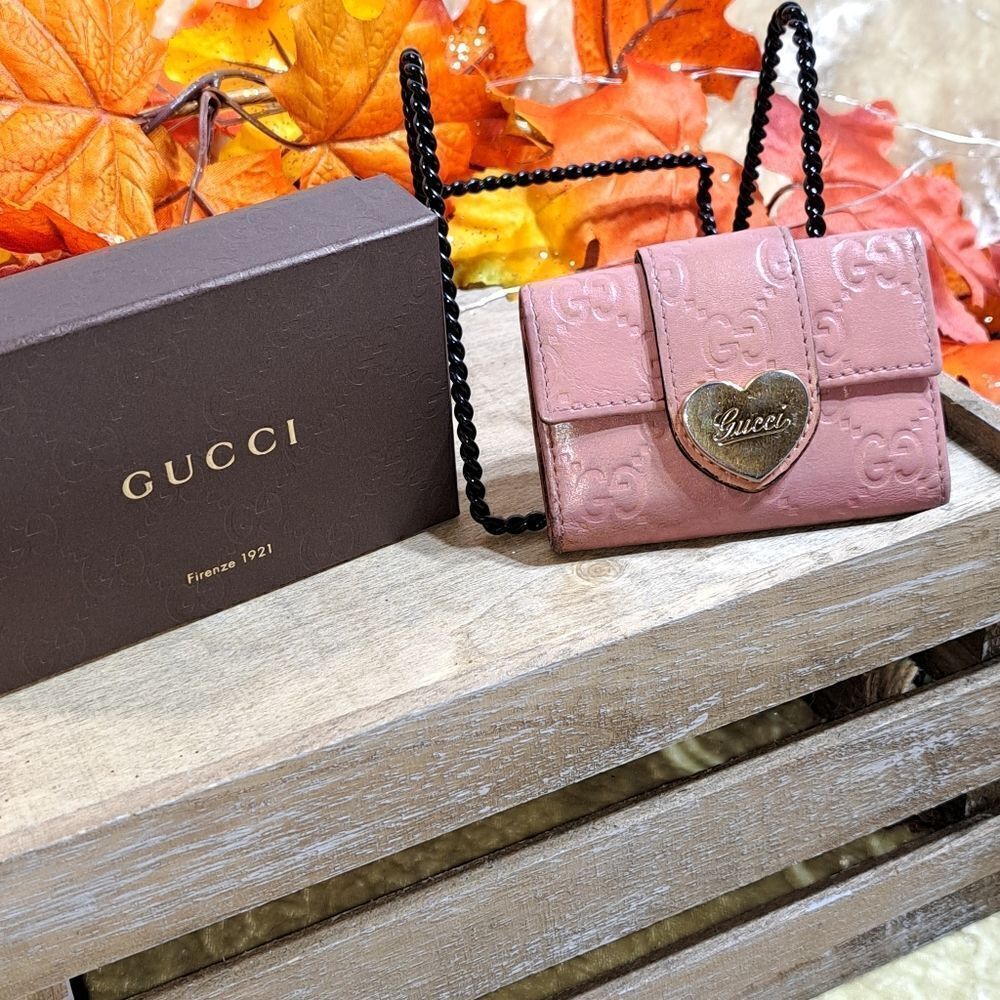 Authentic Gucci 6 Key Ring Holder